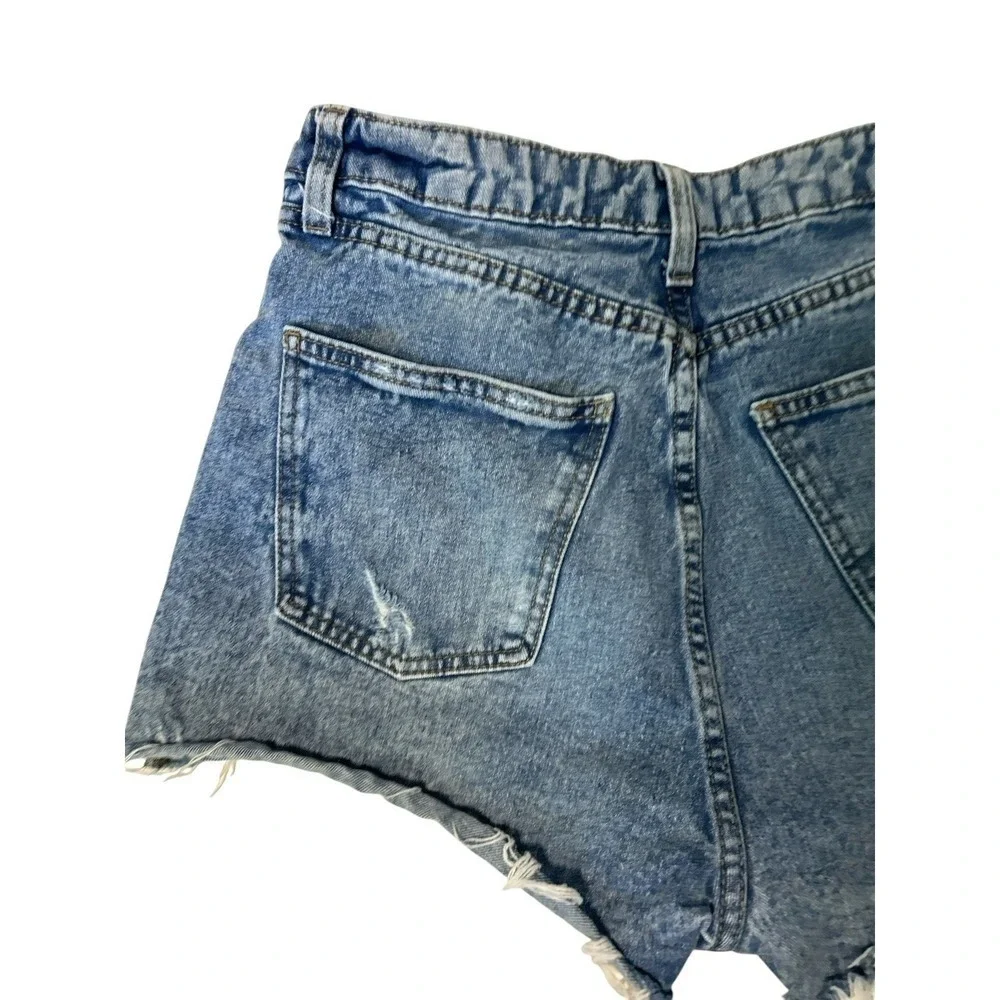 Wild Fable Highest Rise Cuttoff Jean Shorts Cheeky Denim Distressed Size 8 Beach
